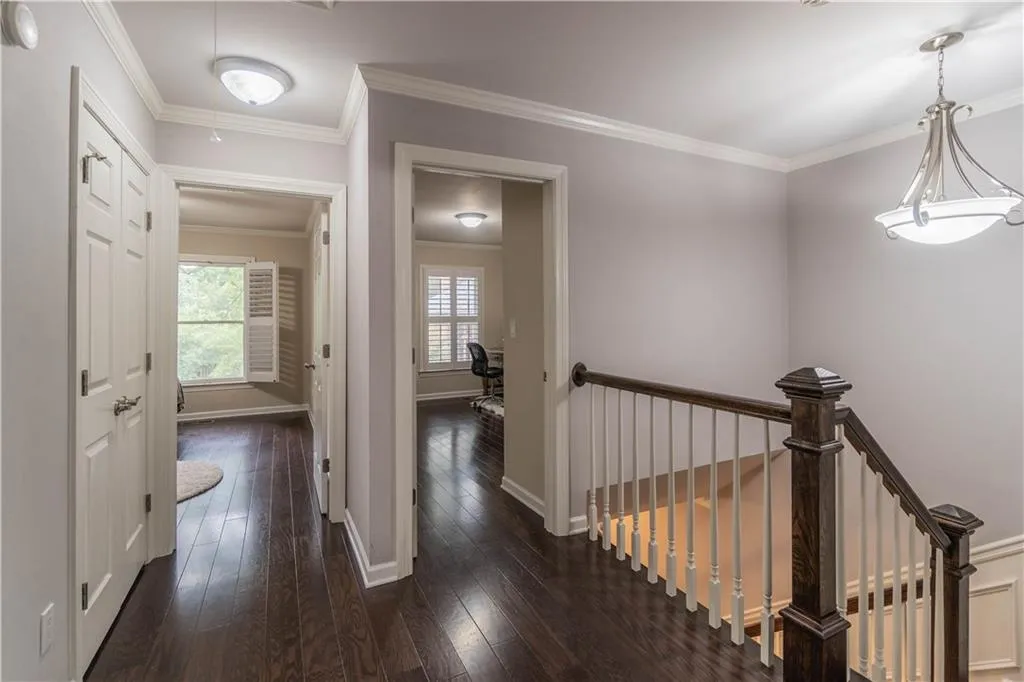 13 Mount Vernon Circle, Sandy Springs, Georgia 30338, 3 Bedrooms Bedrooms, ,2 BathroomsBathrooms,Residential,Sold,13 Mount Vernon Circle,7097448