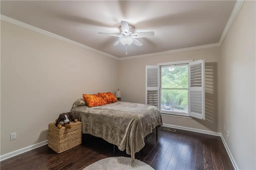 13 Mount Vernon Circle, Sandy Springs, Georgia 30338, 3 Bedrooms Bedrooms, ,2 BathroomsBathrooms,Residential,Sold,13 Mount Vernon Circle,7097448