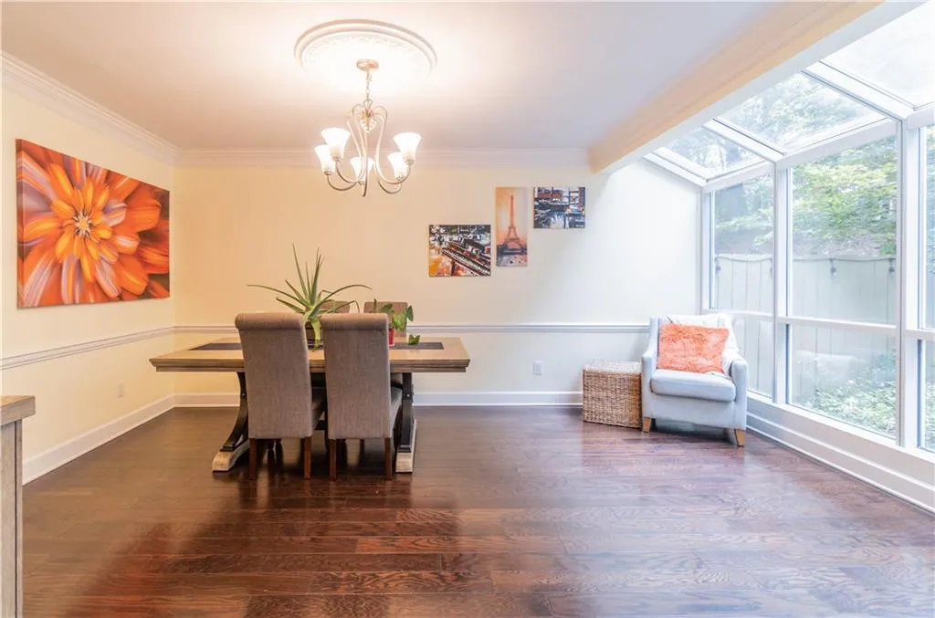 13 Mount Vernon Circle, Sandy Springs, Georgia 30338, 3 Bedrooms Bedrooms, ,2 BathroomsBathrooms,Residential,Sold,13 Mount Vernon Circle,7097448