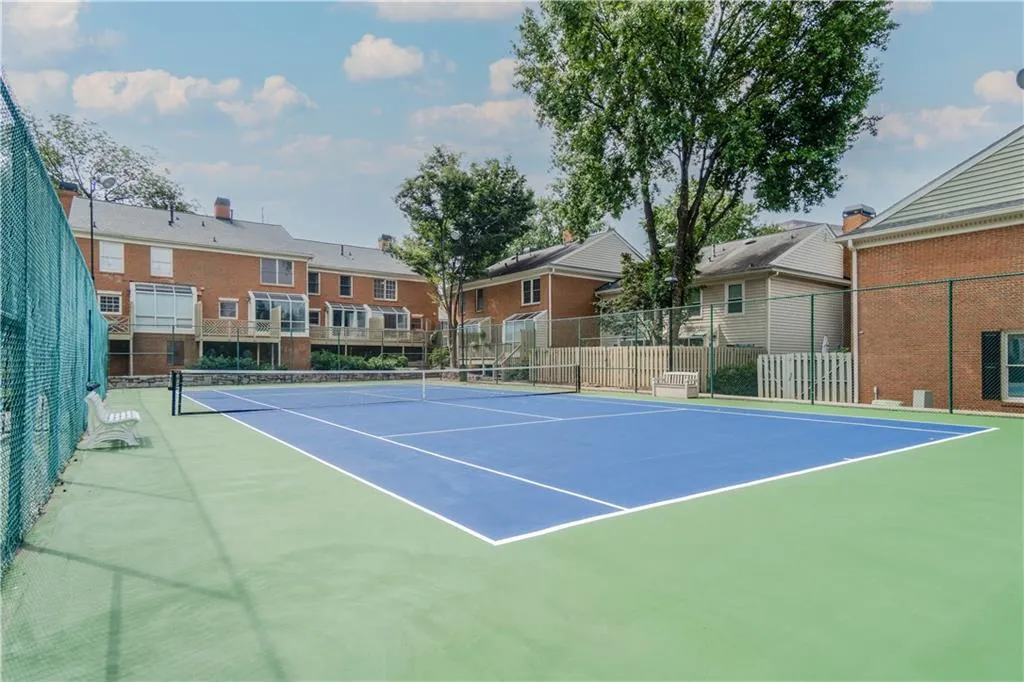 13 Mount Vernon Circle, Sandy Springs, Georgia 30338, 3 Bedrooms Bedrooms, ,2 BathroomsBathrooms,Residential,Sold,13 Mount Vernon Circle,7097448