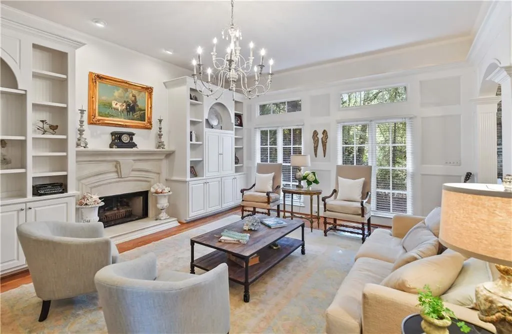 720 Estate Way, Sandy Springs, Georgia 30319, 5 Bedrooms Bedrooms, ,6 BathroomsBathrooms,Residential,Sold,720 Estate Way,6632231
