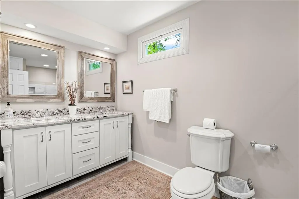 260 Tamer Lane, Atlanta, Georgia 30327, 5 Bedrooms Bedrooms, ,4 BathroomsBathrooms,Residential,For Sale,260 Tamer Lane,7745602