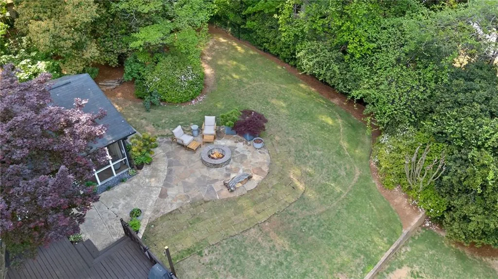 260 Tamer Lane, Atlanta, Georgia 30327, 5 Bedrooms Bedrooms, ,4 BathroomsBathrooms,Residential,For Sale,260 Tamer Lane,7745602