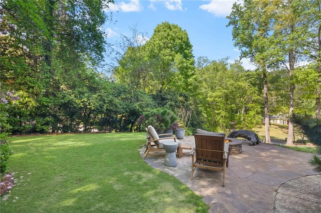 260 Tamer Lane, Atlanta, Georgia 30327, 5 Bedrooms Bedrooms, ,4 BathroomsBathrooms,Residential,For Sale,260 Tamer Lane,7745602