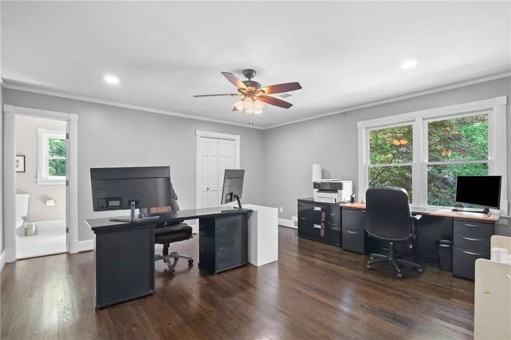 260 Tamer Lane, Atlanta, Georgia 30327, 5 Bedrooms Bedrooms, ,4 BathroomsBathrooms,Residential,For Sale,260 Tamer Lane,7745602