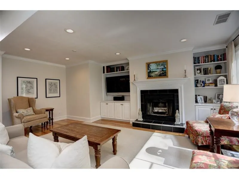4691 E Conway Drive Nw, Atlanta, Georgia 30327, 3 Bedrooms Bedrooms, ,2 BathroomsBathrooms,Residential,Sold,4691 E Conway Drive Nw,5859804