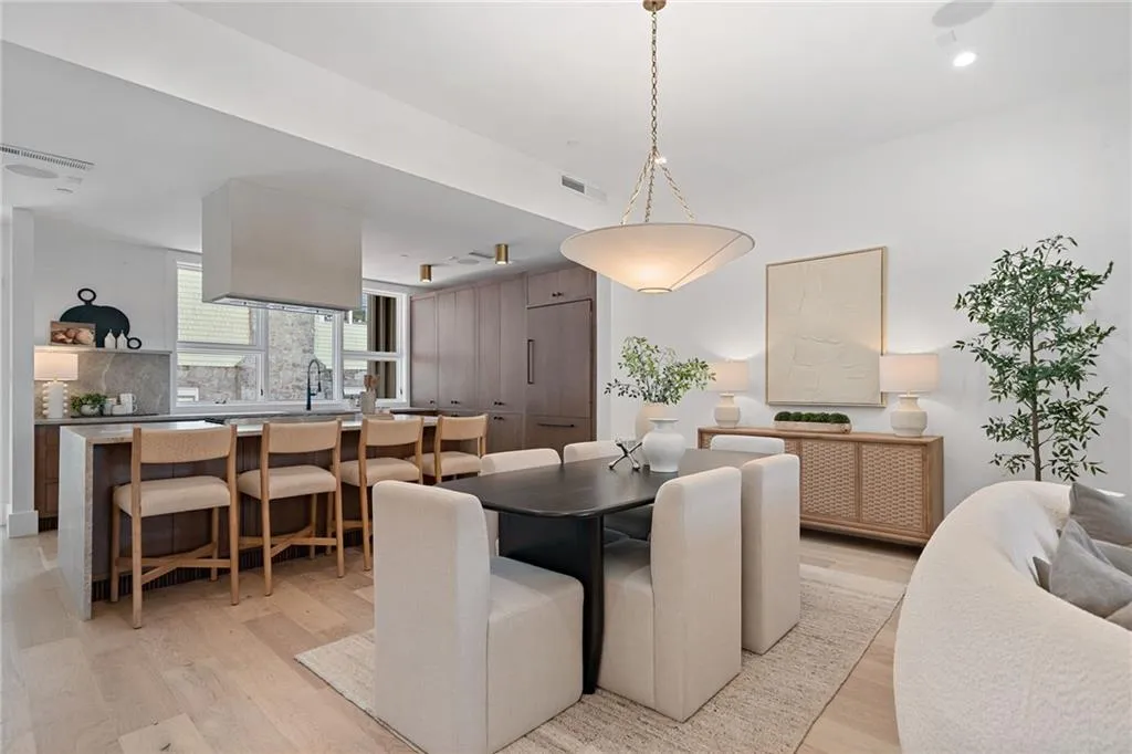 1204 Piedmont Avenue Ne Unit 2, Atlanta, Georgia 30309, 3 Bedrooms Bedrooms, ,3 BathroomsBathrooms,Residential,For Sale,1204 Piedmont Avenue Ne Unit 2,7633960
