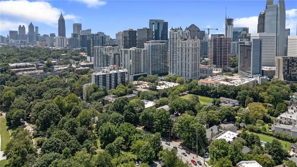 1204 Piedmont Avenue Ne Unit 2, Atlanta, Georgia 30309, 3 Bedrooms Bedrooms, ,3 BathroomsBathrooms,Residential,For Sale,1204 Piedmont Avenue Ne Unit 2,7633960