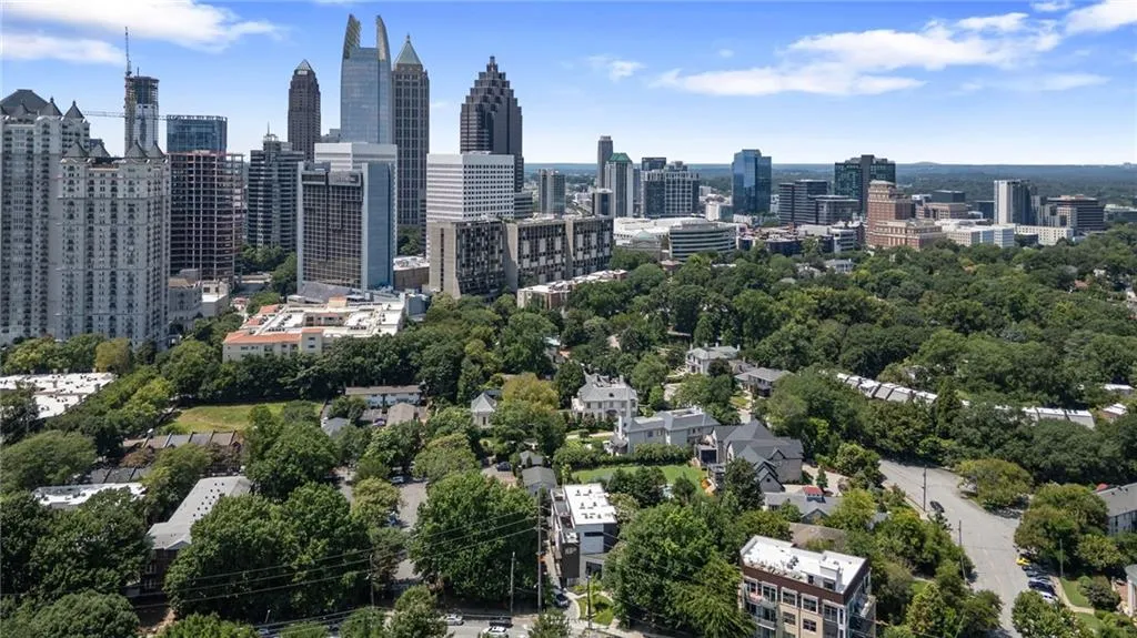1204 Piedmont Avenue Ne Unit 2, Atlanta, Georgia 30309, 3 Bedrooms Bedrooms, ,3 BathroomsBathrooms,Residential,For Sale,1204 Piedmont Avenue Ne Unit 2,7633960