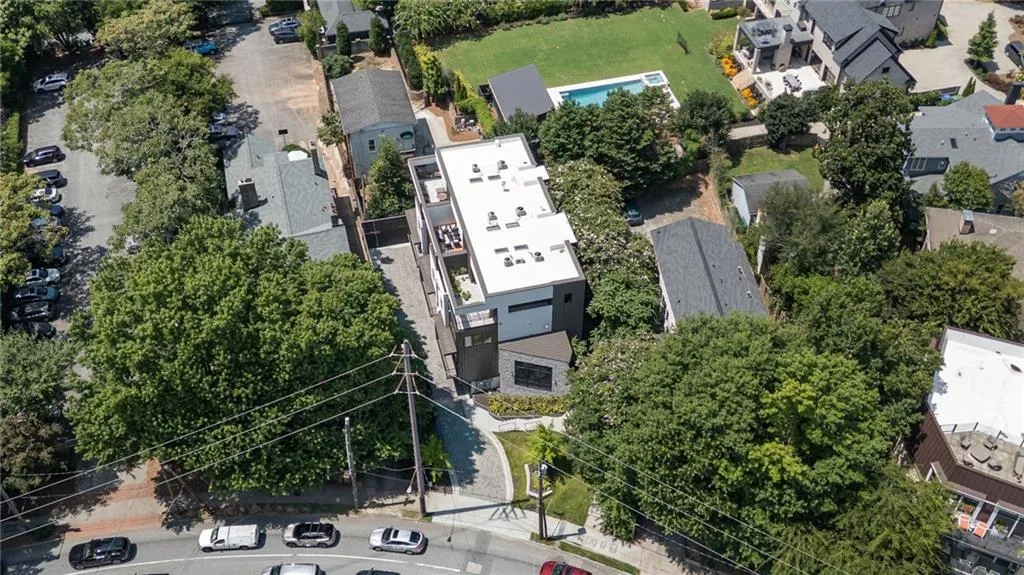1204 Piedmont Avenue Ne Unit 2, Atlanta, Georgia 30309, 3 Bedrooms Bedrooms, ,3 BathroomsBathrooms,Residential,For Sale,1204 Piedmont Avenue Ne Unit 2,7633960
