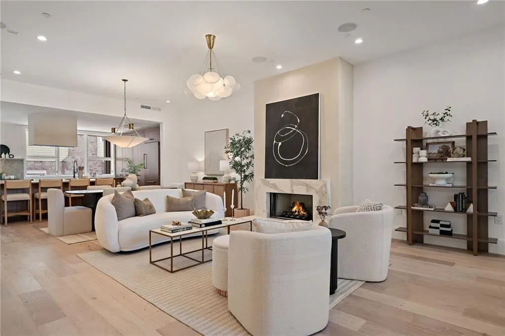 1204 Piedmont Avenue Ne Unit 2, Atlanta, Georgia 30309, 3 Bedrooms Bedrooms, ,3 BathroomsBathrooms,Residential,For Sale,1204 Piedmont Avenue Ne Unit 2,7633960