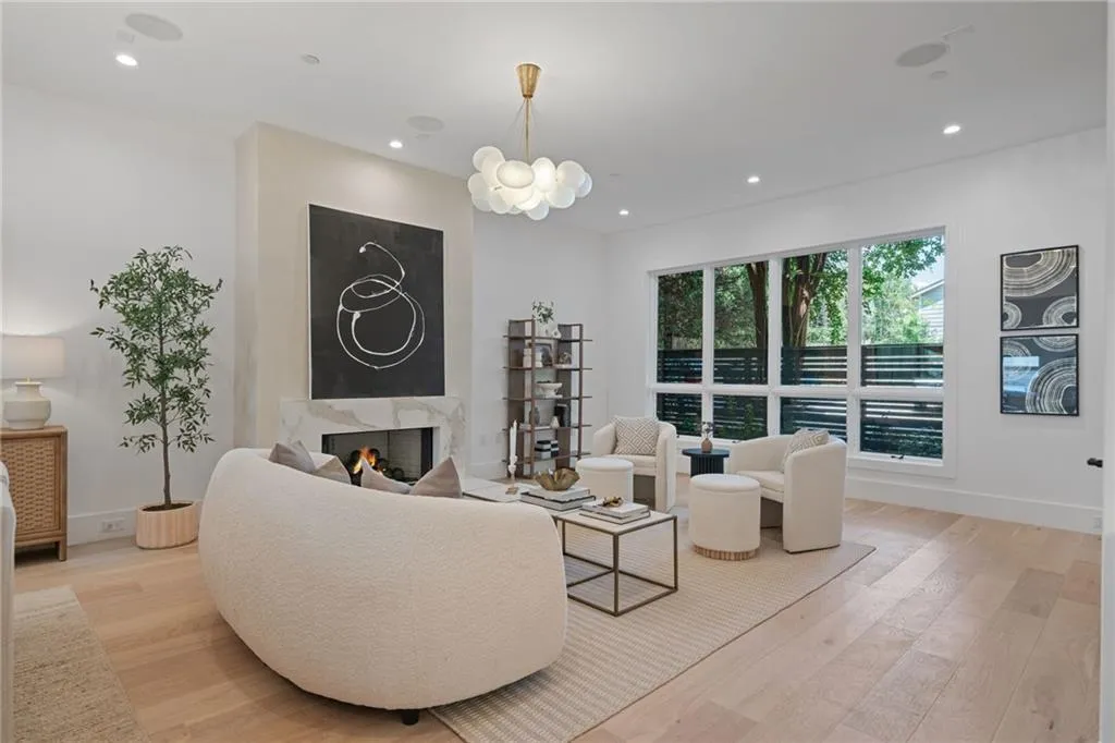 1204 Piedmont Avenue Ne Unit 2, Atlanta, Georgia 30309, 3 Bedrooms Bedrooms, ,3 BathroomsBathrooms,Residential,For Sale,1204 Piedmont Avenue Ne Unit 2,7633960