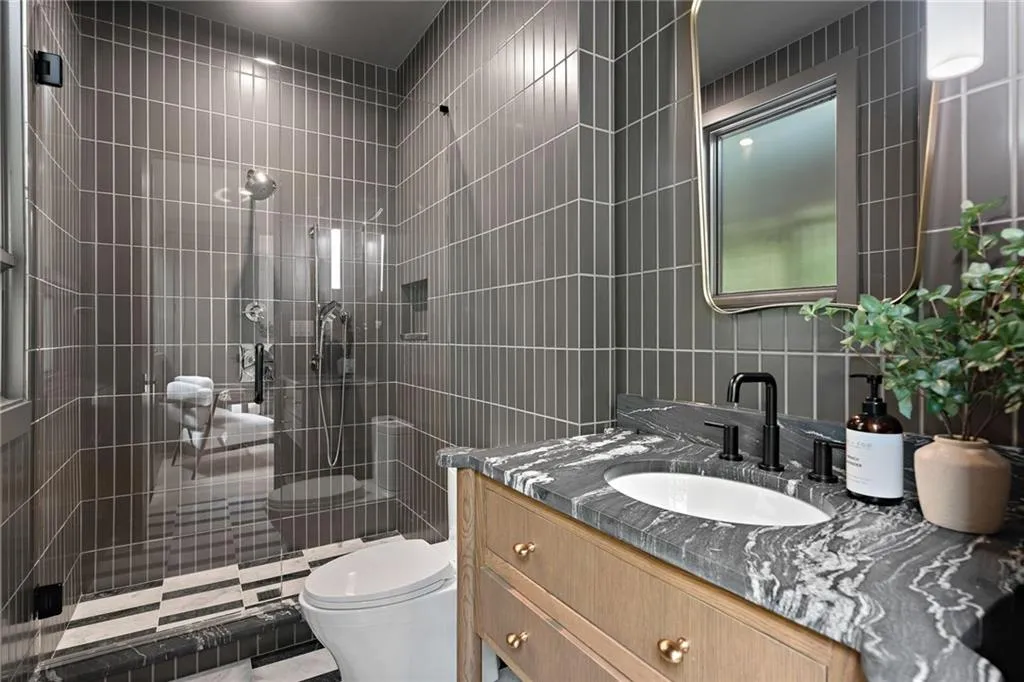 1204 Piedmont Avenue Ne Unit 2, Atlanta, Georgia 30309, 3 Bedrooms Bedrooms, ,3 BathroomsBathrooms,Residential,For Sale,1204 Piedmont Avenue Ne Unit 2,7633960