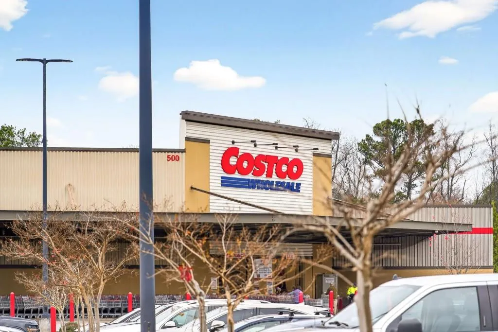 3668 Kingsboro Road Ne Unit 11, Atlanta, Georgia 30319, 2 Bedrooms Bedrooms, ,1 BathroomBathrooms,Residential,For Sale,3668 Kingsboro Road Ne Unit 11,7690203