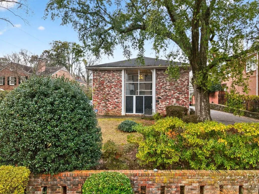 3668 Kingsboro Road Ne Unit 11, Atlanta, Georgia 30319, 2 Bedrooms Bedrooms, ,1 BathroomBathrooms,Residential,For Sale,3668 Kingsboro Road Ne Unit 11,7690203