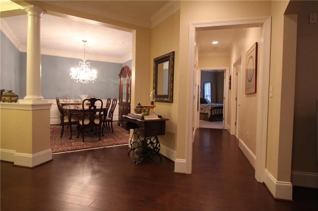 4100 Paces Walk Se Unit 2104, Atlanta, Georgia 30339, 3 Bedrooms Bedrooms, ,2 BathroomsBathrooms,Residential,Sold,4100 Paces Walk Se Unit 2104,5808909