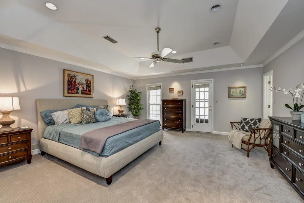 5585 Errol Place, Sandy Springs, Georgia 30327, 5 Bedrooms Bedrooms, ,4 BathroomsBathrooms,Residential,Sold,5585 Errol Place,5653617