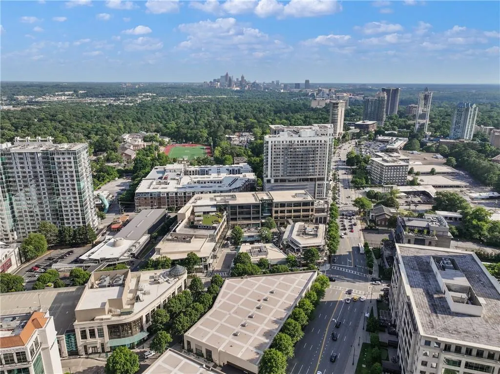 3107 Peachtree Road Ne Unit 2003 Aka Ph3, Atlanta, Georgia 30305, 4 Bedrooms Bedrooms, ,3 BathroomsBathrooms,Residential,For Sale,3107 Peachtree Road Ne Unit 2003 Aka Ph3,7580269