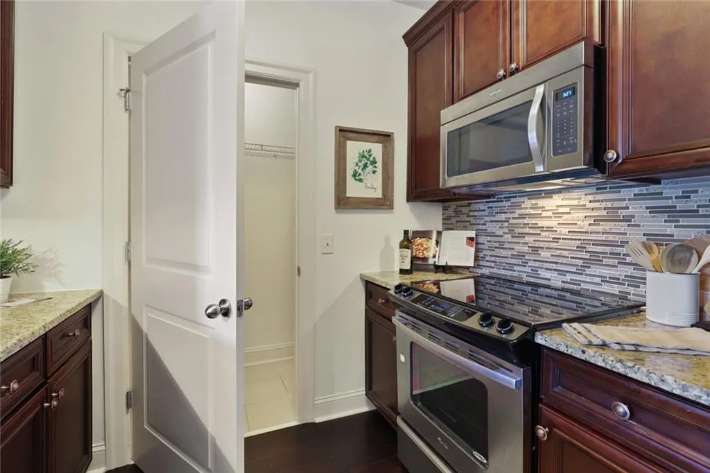 901 Abernathy Road Unit 4260, Sandy Springs, Georgia 30328, 2 Bedrooms Bedrooms, ,2 BathroomsBathrooms,Residential,Sold,901 Abernathy Road Unit 4260,6802873