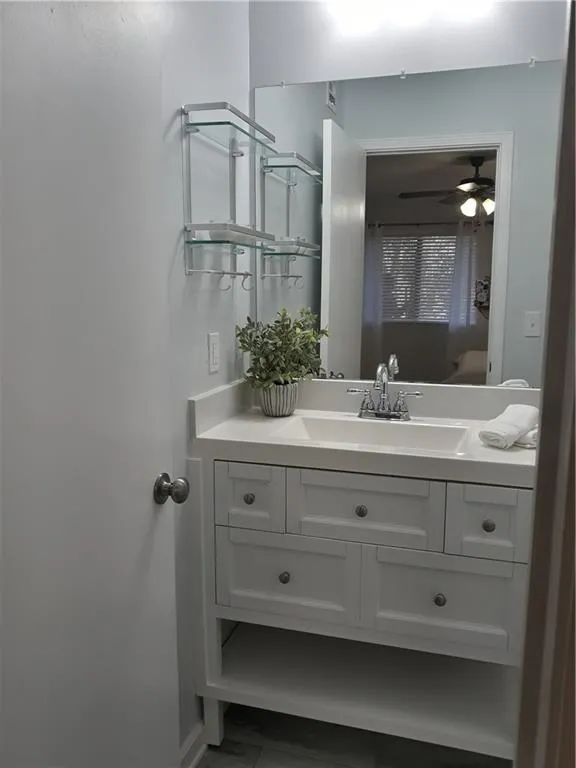 1512 Wingate Way, Sandy Springs, Georgia 30350, 2 Bedrooms Bedrooms, ,2 BathroomsBathrooms,Residential,Sold,1512 Wingate Way,6809571