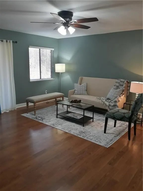 1512 Wingate Way, Sandy Springs, Georgia 30350, 2 Bedrooms Bedrooms, ,2 BathroomsBathrooms,Residential,Sold,1512 Wingate Way,6809571