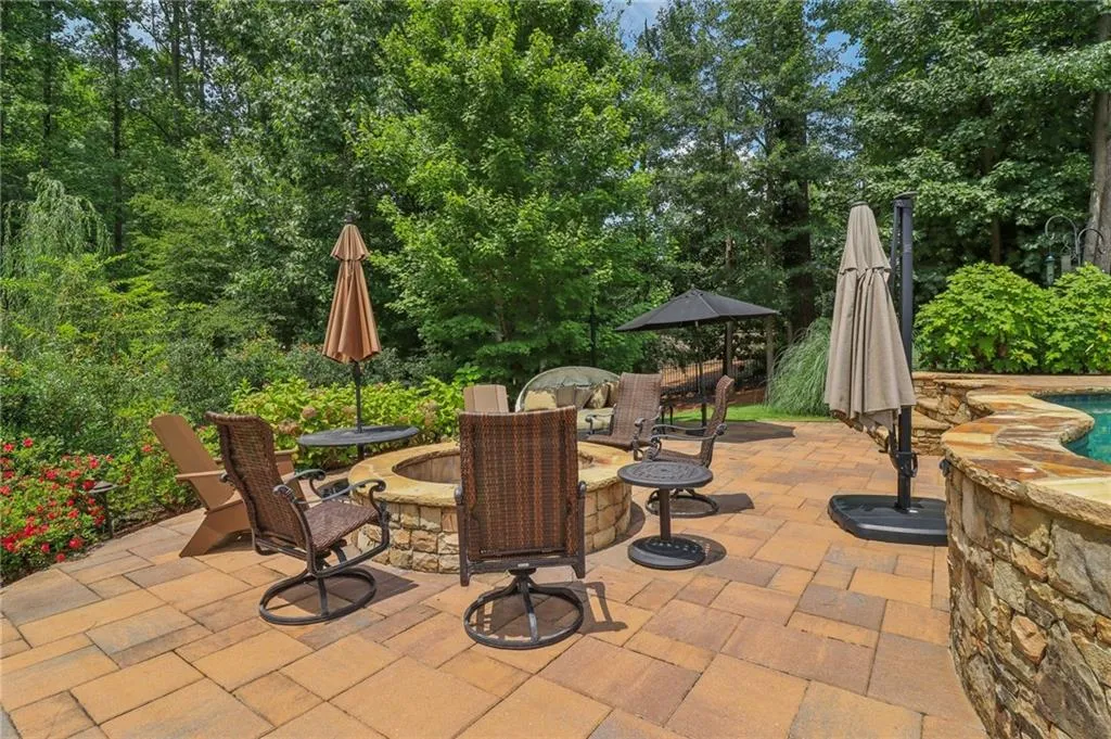 5600 Long Island Drive Nw, Sandy Springs, Georgia 30327, 6 Bedrooms Bedrooms, ,6 BathroomsBathrooms,Residential,Sold,5600 Long Island Drive Nw,7436351 5600 Long Island Drive Nw, Sandy Springs, Georgia 30327, 6 Bedrooms Bedrooms, ,6 BathroomsBathrooms,Residential,Sold,5600 Long Island Drive Nw,7436351