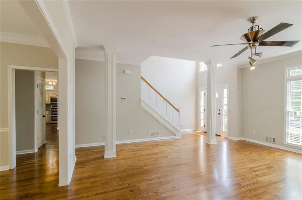 2922 Mitchell Cove Ne, Brookhaven, Georgia 30319, 3 Bedrooms Bedrooms, ,2 BathroomsBathrooms,Residential,Sold,2922 Mitchell Cove Ne,5721229