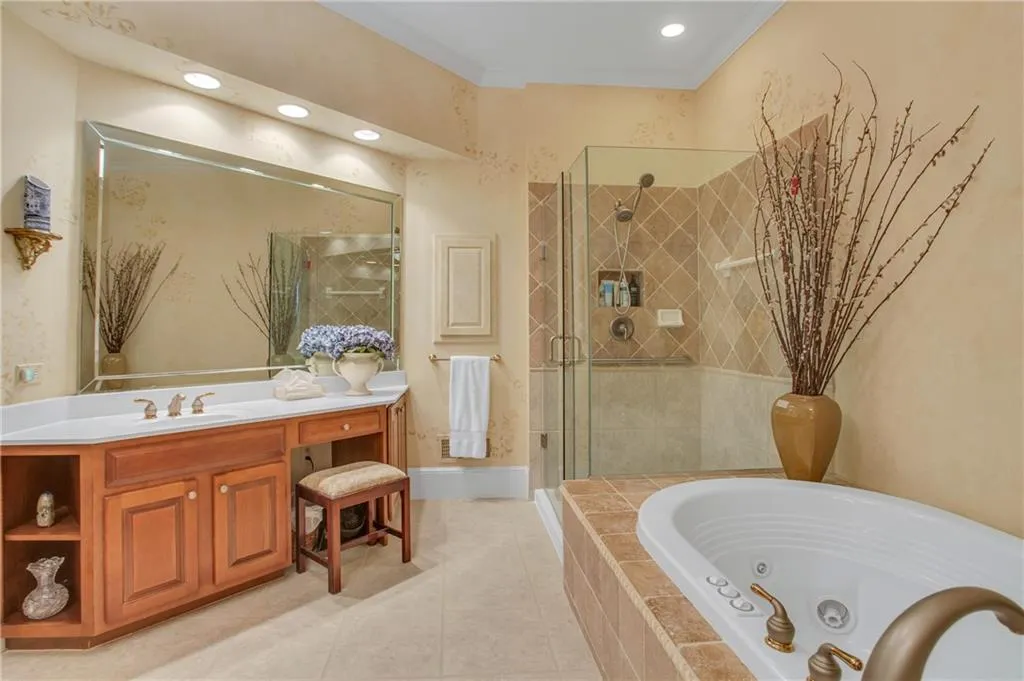 535 Enclave Circle, Atlanta, Georgia 30342, 5 Bedrooms Bedrooms, ,3 BathroomsBathrooms,Residential,Sold,535 Enclave Circle,6663829