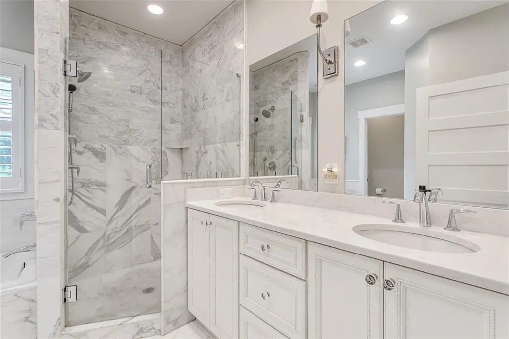 20 Angus Trail, Sandy Springs, Georgia 30328, 5 Bedrooms Bedrooms, ,4 BathroomsBathrooms,Residential,Sold,20 Angus Trail,6732843