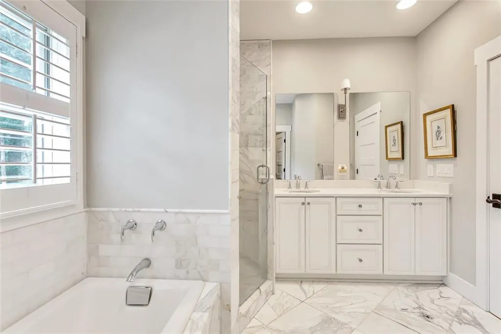 20 Angus Trail, Sandy Springs, Georgia 30328, 5 Bedrooms Bedrooms, ,4 BathroomsBathrooms,Residential,Sold,20 Angus Trail,6732843