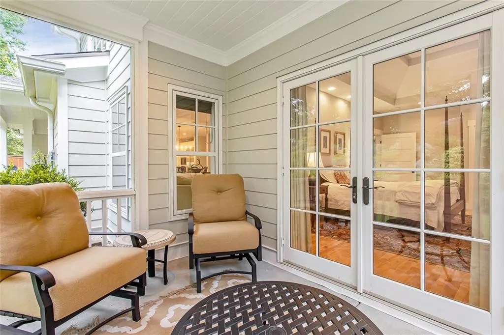 20 Angus Trail, Sandy Springs, Georgia 30328, 5 Bedrooms Bedrooms, ,4 BathroomsBathrooms,Residential,Sold,20 Angus Trail,6732843