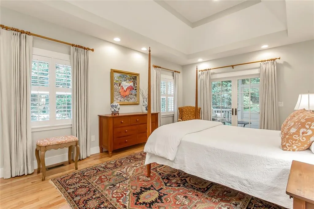 20 Angus Trail, Sandy Springs, Georgia 30328, 5 Bedrooms Bedrooms, ,4 BathroomsBathrooms,Residential,Sold,20 Angus Trail,6732843