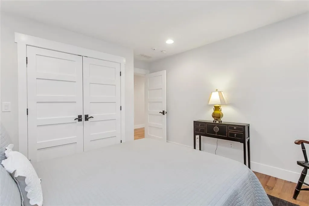 20 Angus Trail, Sandy Springs, Georgia 30328, 5 Bedrooms Bedrooms, ,4 BathroomsBathrooms,Residential,Sold,20 Angus Trail,6732843