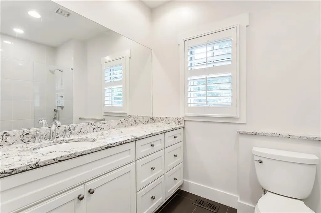 20 Angus Trail, Sandy Springs, Georgia 30328, 5 Bedrooms Bedrooms, ,4 BathroomsBathrooms,Residential,Sold,20 Angus Trail,6732843