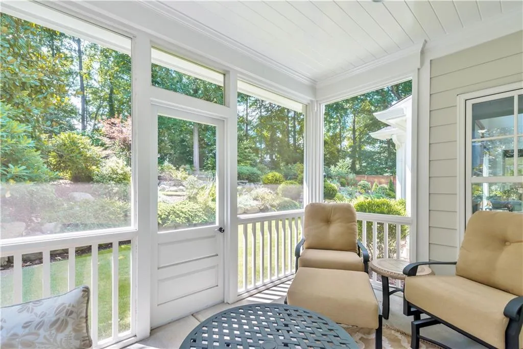 20 Angus Trail, Sandy Springs, Georgia 30328, 5 Bedrooms Bedrooms, ,4 BathroomsBathrooms,Residential,Sold,20 Angus Trail,6732843