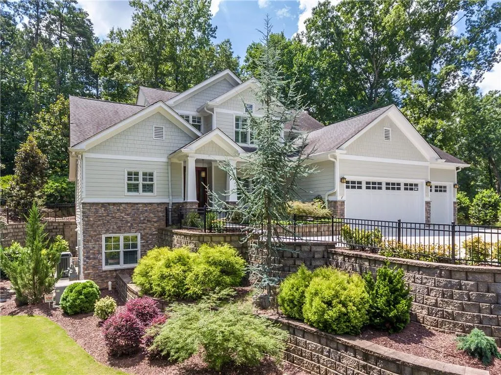 20 Angus Trail, Sandy Springs, Georgia 30328, 5 Bedrooms Bedrooms, ,4 BathroomsBathrooms,Residential,Sold,20 Angus Trail,6732843