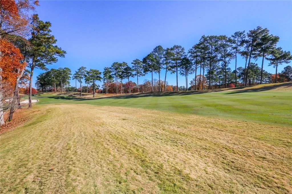 9230 Huntcliff Trace, Sandy Springs, Georgia 30350, 5 Bedrooms Bedrooms, ,5 BathroomsBathrooms,Residential,Sold,9230 Huntcliff Trace,5938506