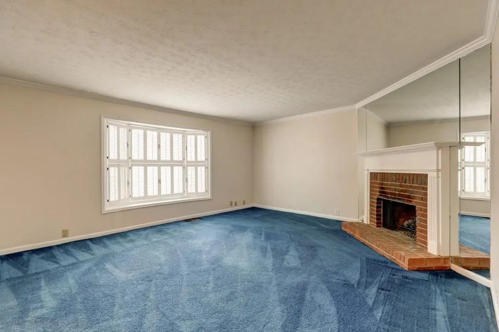 505 Dunwoody Chace, Atlanta, Georgia 30328, 3 Bedrooms Bedrooms, ,3 BathroomsBathrooms,Residential,Sold,505 Dunwoody Chace,6750636