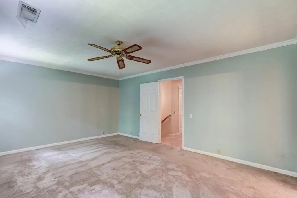 505 Dunwoody Chace, Atlanta, Georgia 30328, 3 Bedrooms Bedrooms, ,3 BathroomsBathrooms,Residential,Sold,505 Dunwoody Chace,6750636