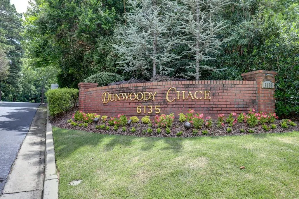 505 Dunwoody Chace, Atlanta, Georgia 30328, 3 Bedrooms Bedrooms, ,3 BathroomsBathrooms,Residential,Sold,505 Dunwoody Chace,6750636