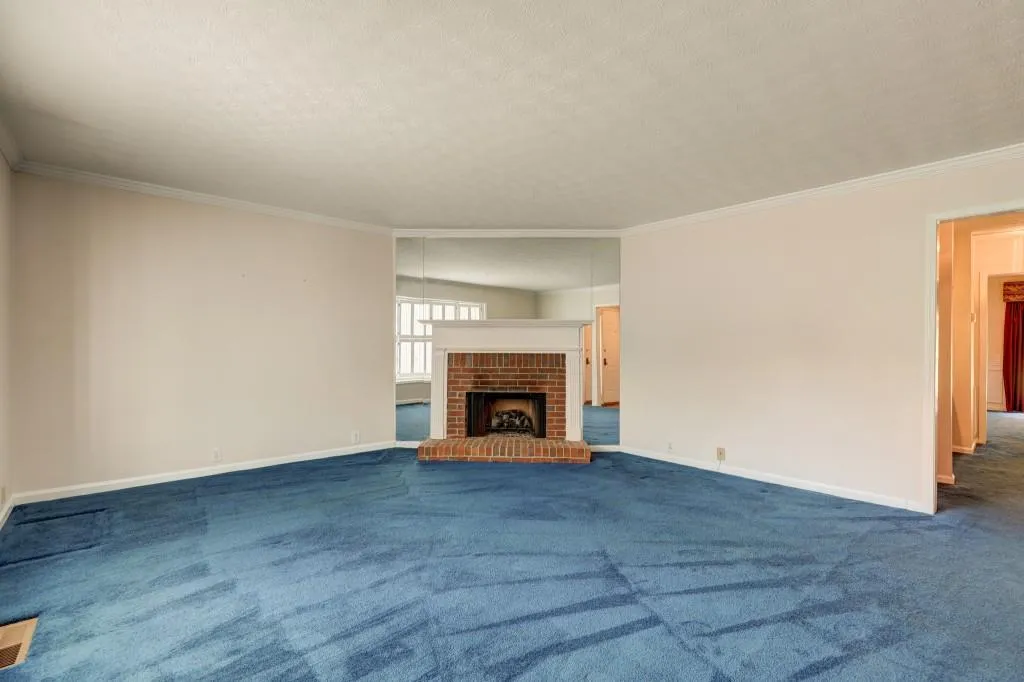 505 Dunwoody Chace, Atlanta, Georgia 30328, 3 Bedrooms Bedrooms, ,3 BathroomsBathrooms,Residential,Sold,505 Dunwoody Chace,6750636