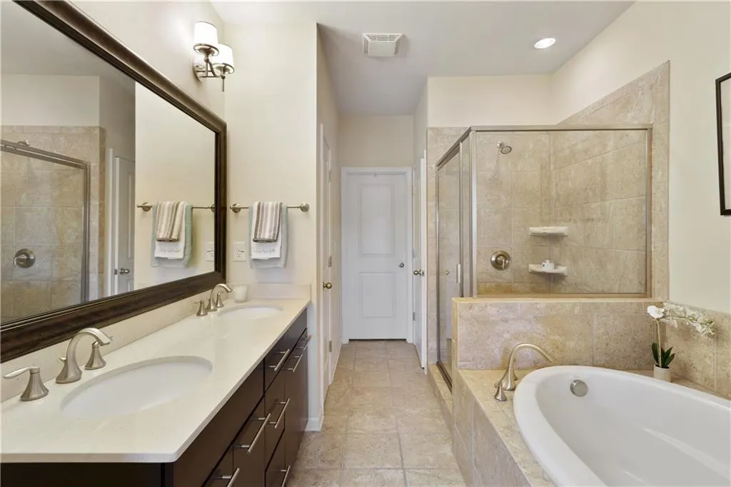306 Alderwood Lane, Sandy Springs, Georgia 30328, 3 Bedrooms Bedrooms, ,3 BathroomsBathrooms,Residential,Sold,306 Alderwood Lane,6961699