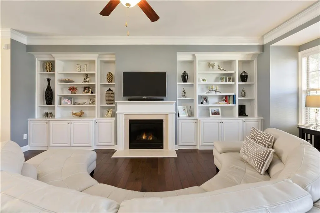 306 Alderwood Lane, Sandy Springs, Georgia 30328, 3 Bedrooms Bedrooms, ,3 BathroomsBathrooms,Residential,Sold,306 Alderwood Lane,6961699