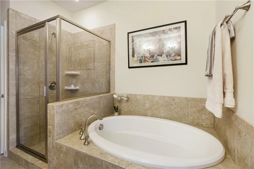 306 Alderwood Lane, Sandy Springs, Georgia 30328, 3 Bedrooms Bedrooms, ,3 BathroomsBathrooms,Residential,Sold,306 Alderwood Lane,6961699