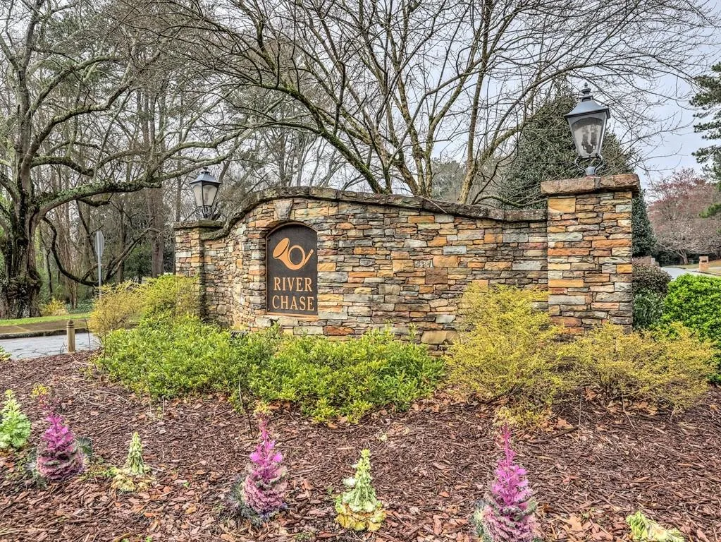 645 River Chase Ridge, Atlanta, Georgia 30328, 5 Bedrooms Bedrooms, ,4 BathroomsBathrooms,Residential,Sold,645 River Chase Ridge,6517298