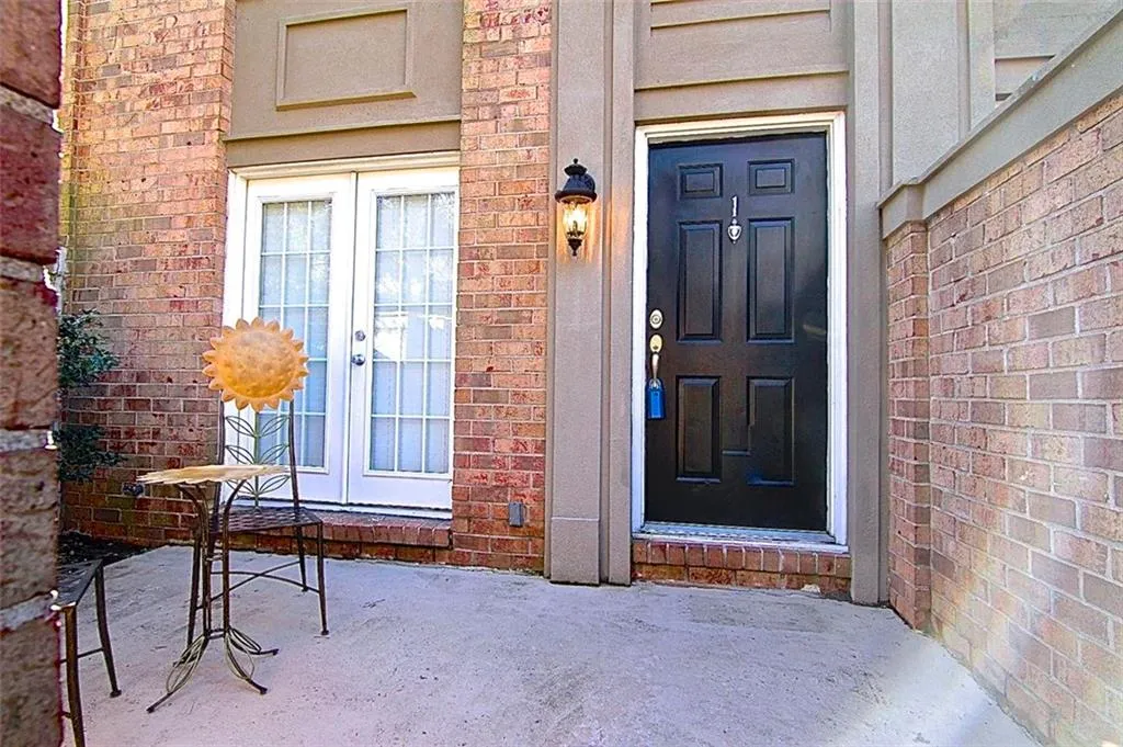 6980 Roswell Road Unit P1, Atlanta, Georgia 30328, 1 Bedroom Bedrooms, ,1 BathroomBathrooms,Residential,Sold,6980 Roswell Road Unit P1,5697236
