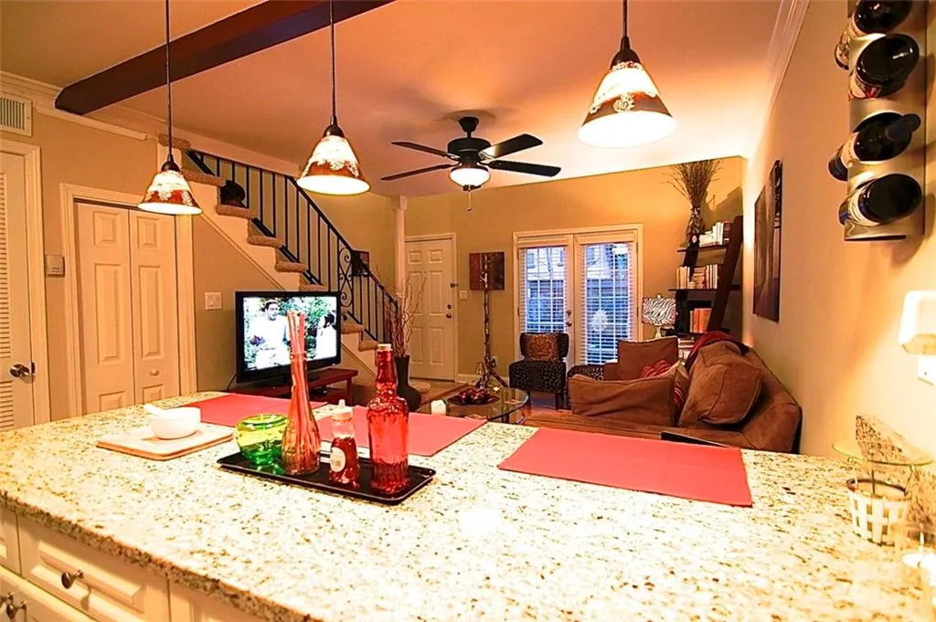6980 Roswell Road Unit P1, Atlanta, Georgia 30328, 1 Bedroom Bedrooms, ,1 BathroomBathrooms,Residential,Sold,6980 Roswell Road Unit P1,5697236