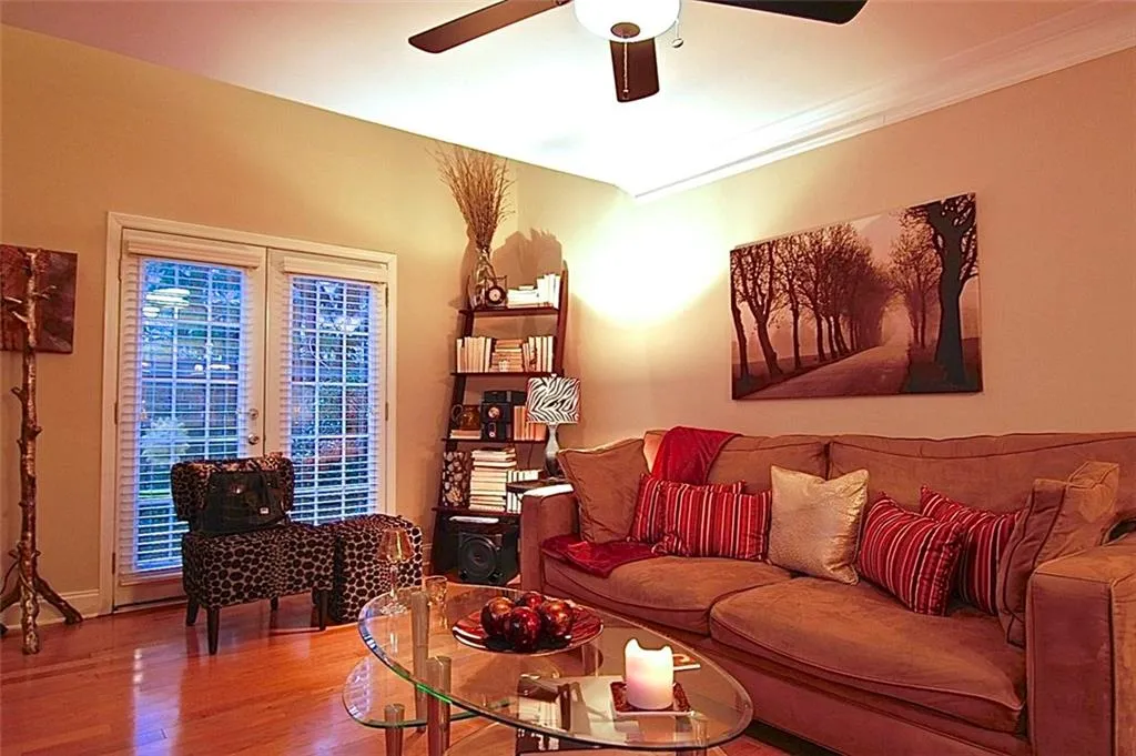 6980 Roswell Road Unit P1, Atlanta, Georgia 30328, 1 Bedroom Bedrooms, ,1 BathroomBathrooms,Residential,Sold,6980 Roswell Road Unit P1,5697236