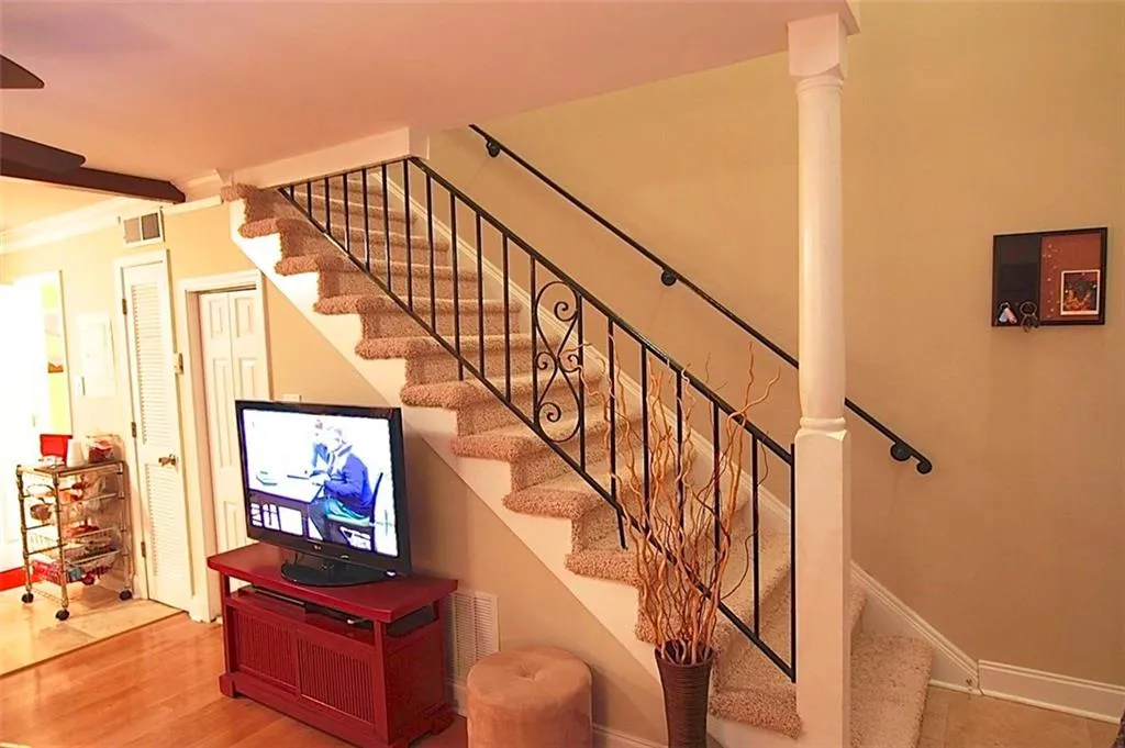 6980 Roswell Road Unit P1, Atlanta, Georgia 30328, 1 Bedroom Bedrooms, ,1 BathroomBathrooms,Residential,Sold,6980 Roswell Road Unit P1,5697236