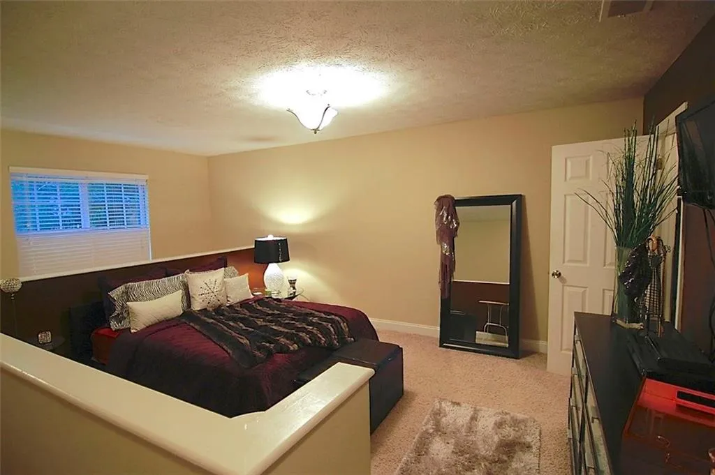 6980 Roswell Road Unit P1, Atlanta, Georgia 30328, 1 Bedroom Bedrooms, ,1 BathroomBathrooms,Residential,Sold,6980 Roswell Road Unit P1,5697236